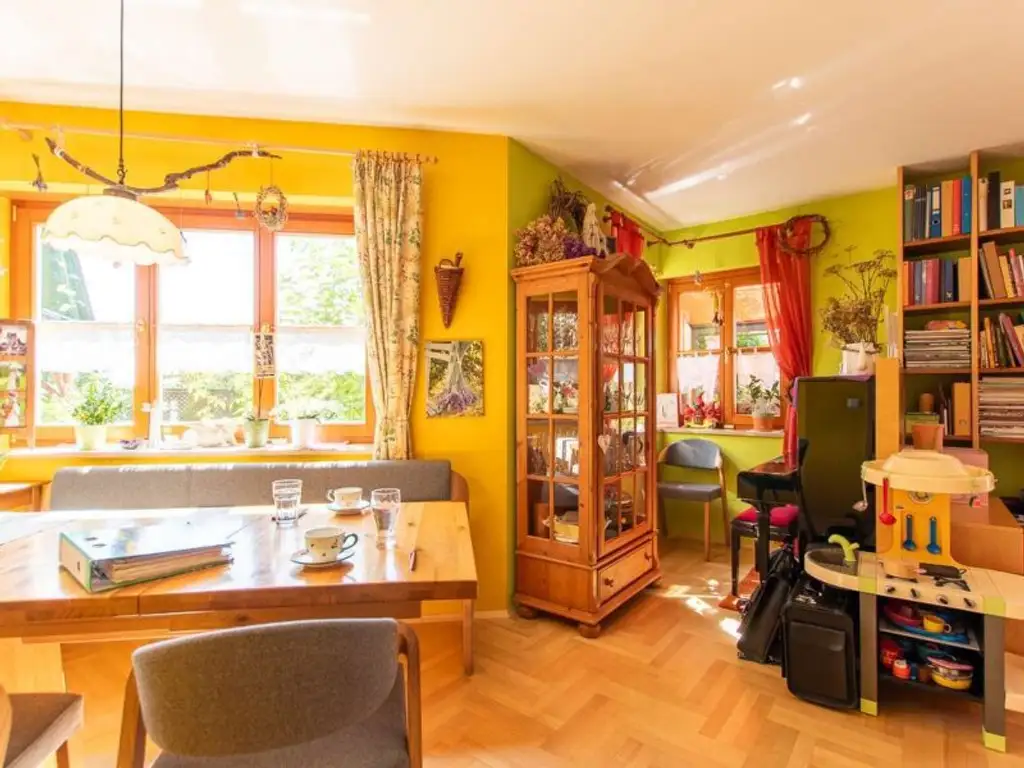 Neuwertiges Einfamilienhaus in Mortantsch: 6 Zimmer, Garten, 2 Terrassen, Top-Ausstattung!