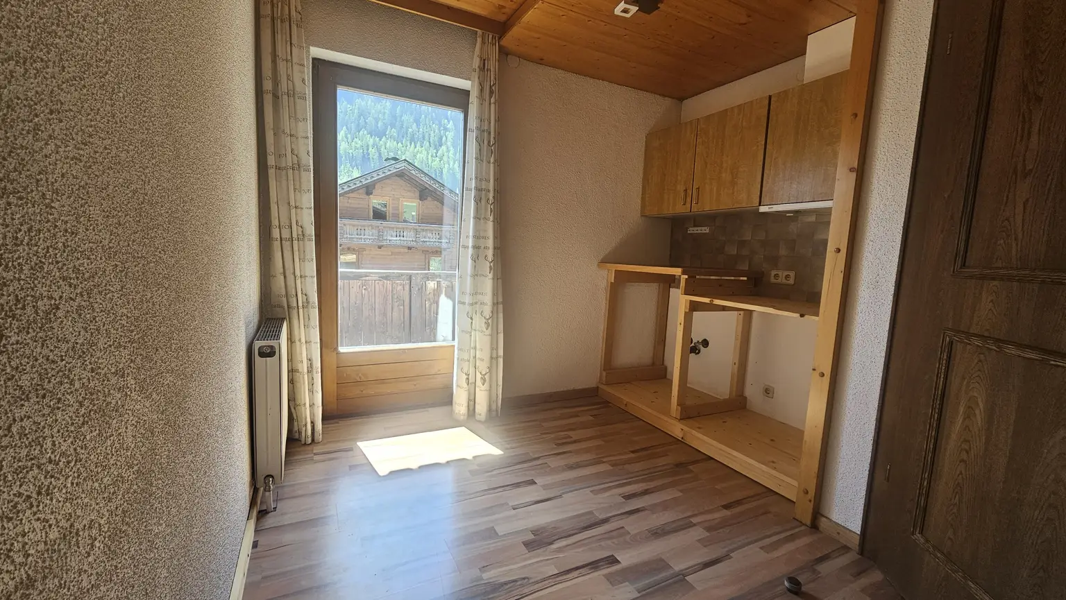 Ankommen, durchatmen und die Bergwelt genießen! Ferien - Wohnung mit touristischer Vermietung kaufen