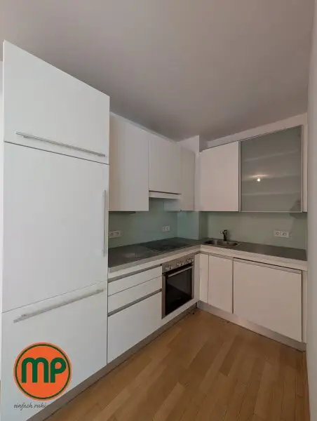 Helle 2 Zimmerwohnung mit Top-Anbindung