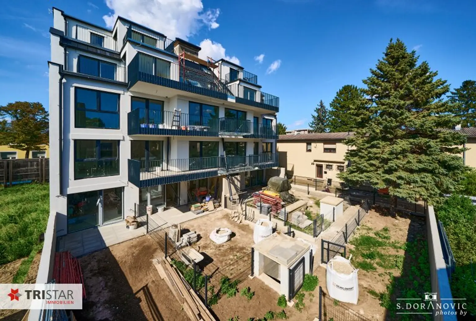 NEU! ++ URBAN & NATUR & ERHOLUNG: ZWISCHEN SEESTADT UND LOBAU ++ 1220 WIEN ++ 19 EIGENTUMSWOHNUNGEN ++ SCHLÜSSELFERTIG ++ BALKON / TERRASSE / LOGGIA / GARTEN / KELLER ++ 2–4 ZIMMER ++