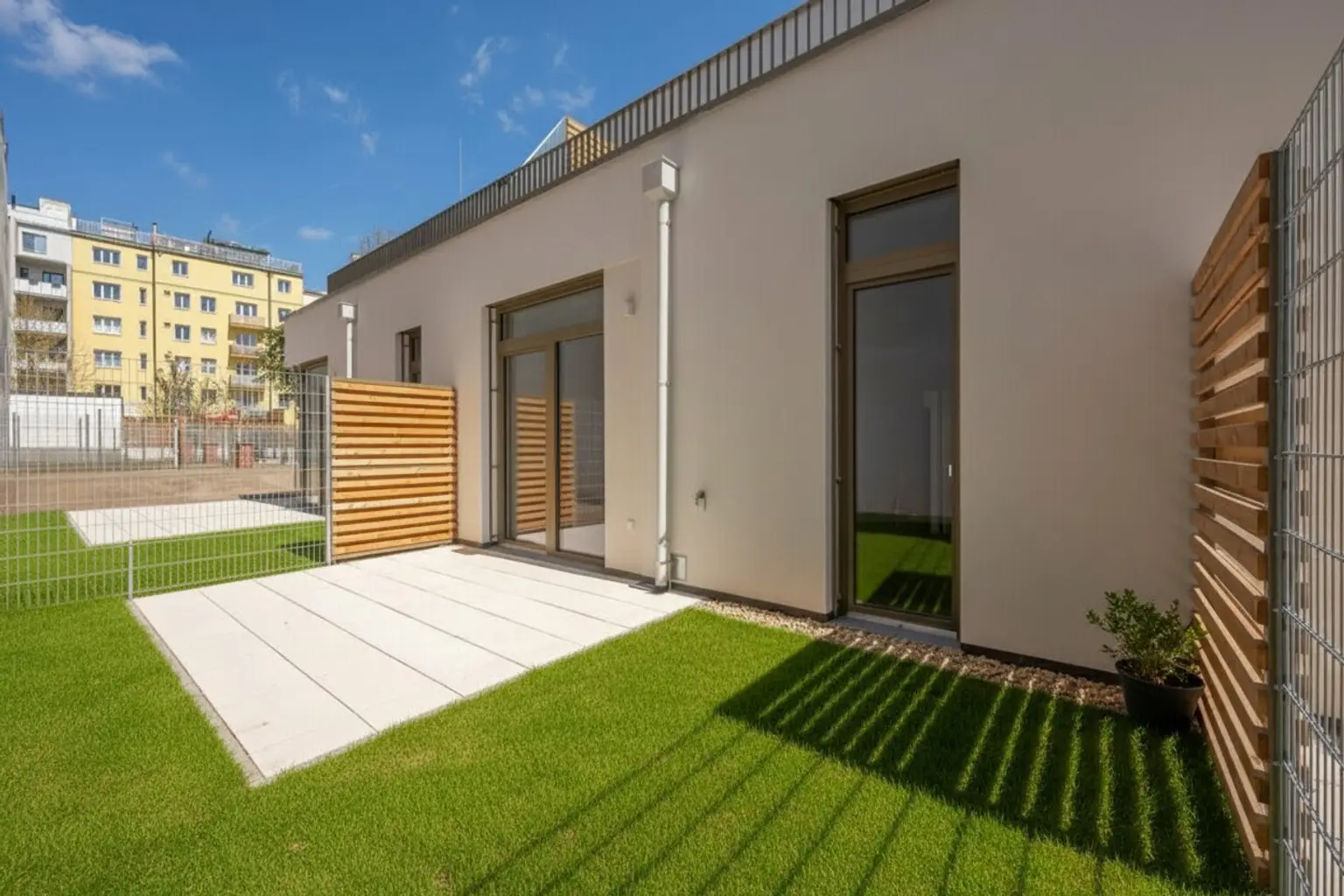 Garten_Terrasse UG