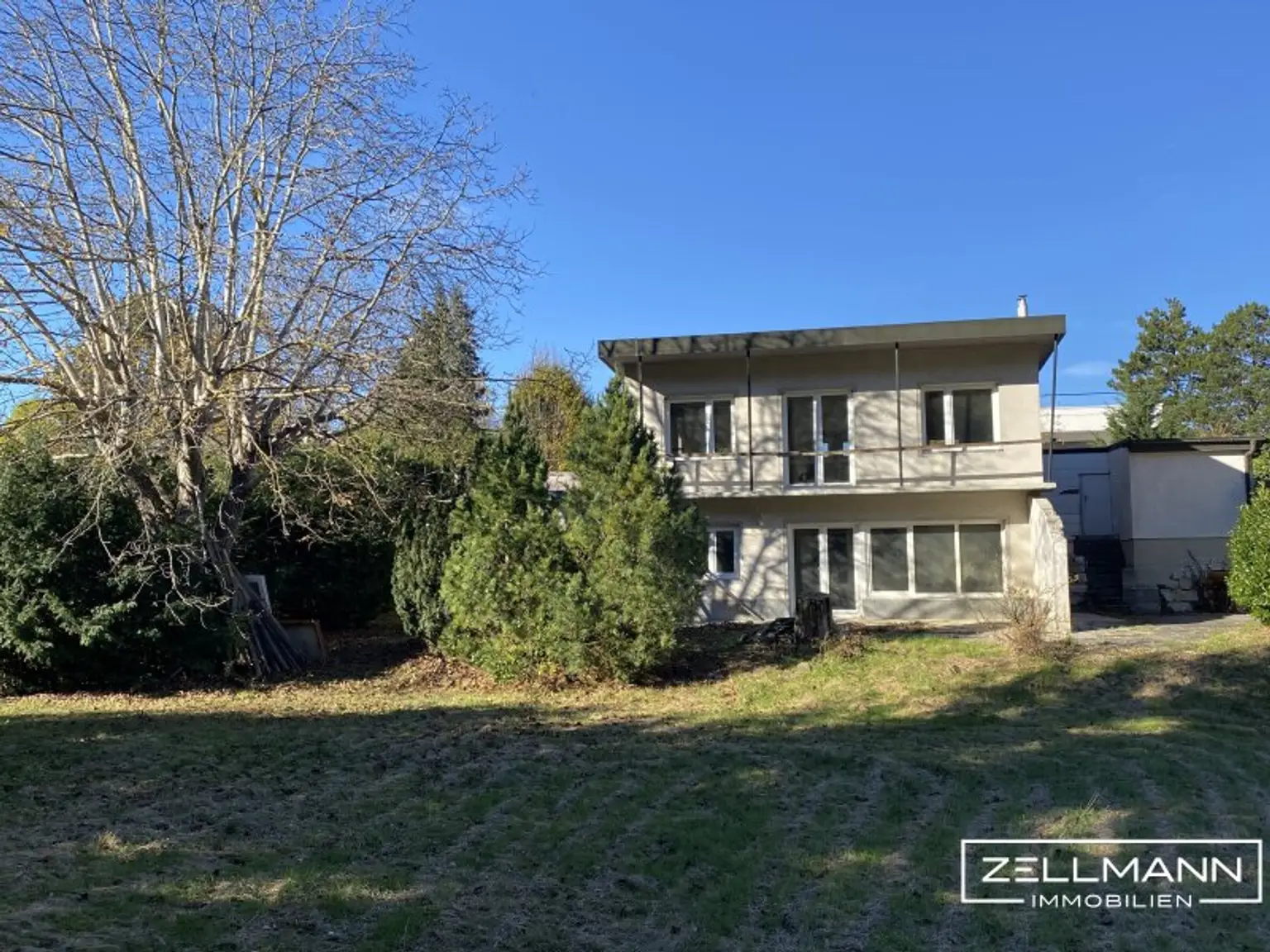 Ein Ort mit Perspektive – Sonniges Grundstück mit entkerntem Bestandsgebäude in Breitenfurt | ZELLMANN IMMOBILIEN