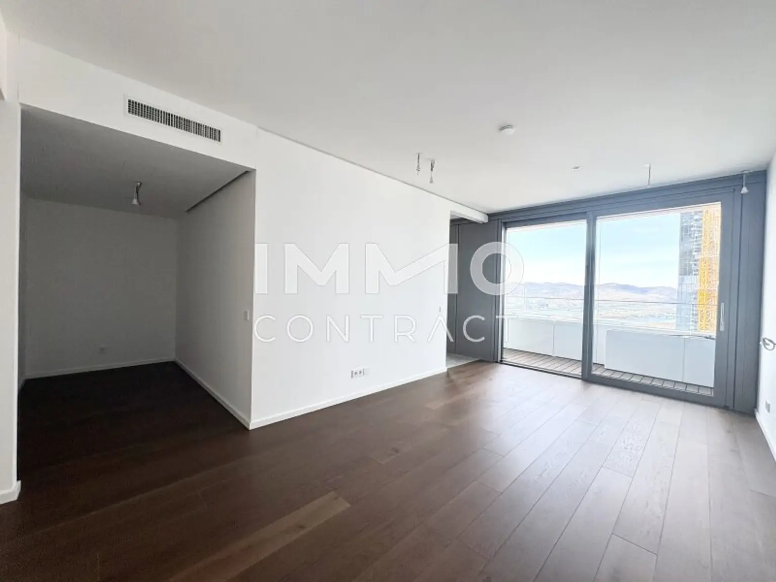 Schlafzimmer 1 mit En-Suite Bad & Schrankraum