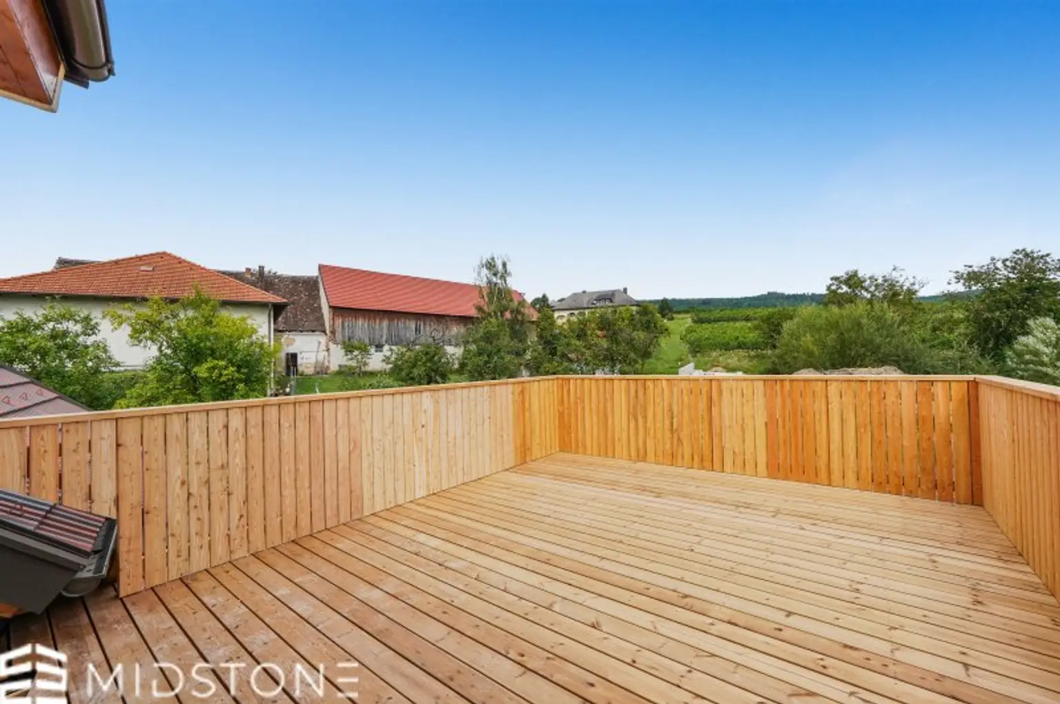 *Moderne 4-Zimmer-Wohnung in Landersdorf* – Vollsaniert mit Terrasse und 2 Stellplätzen