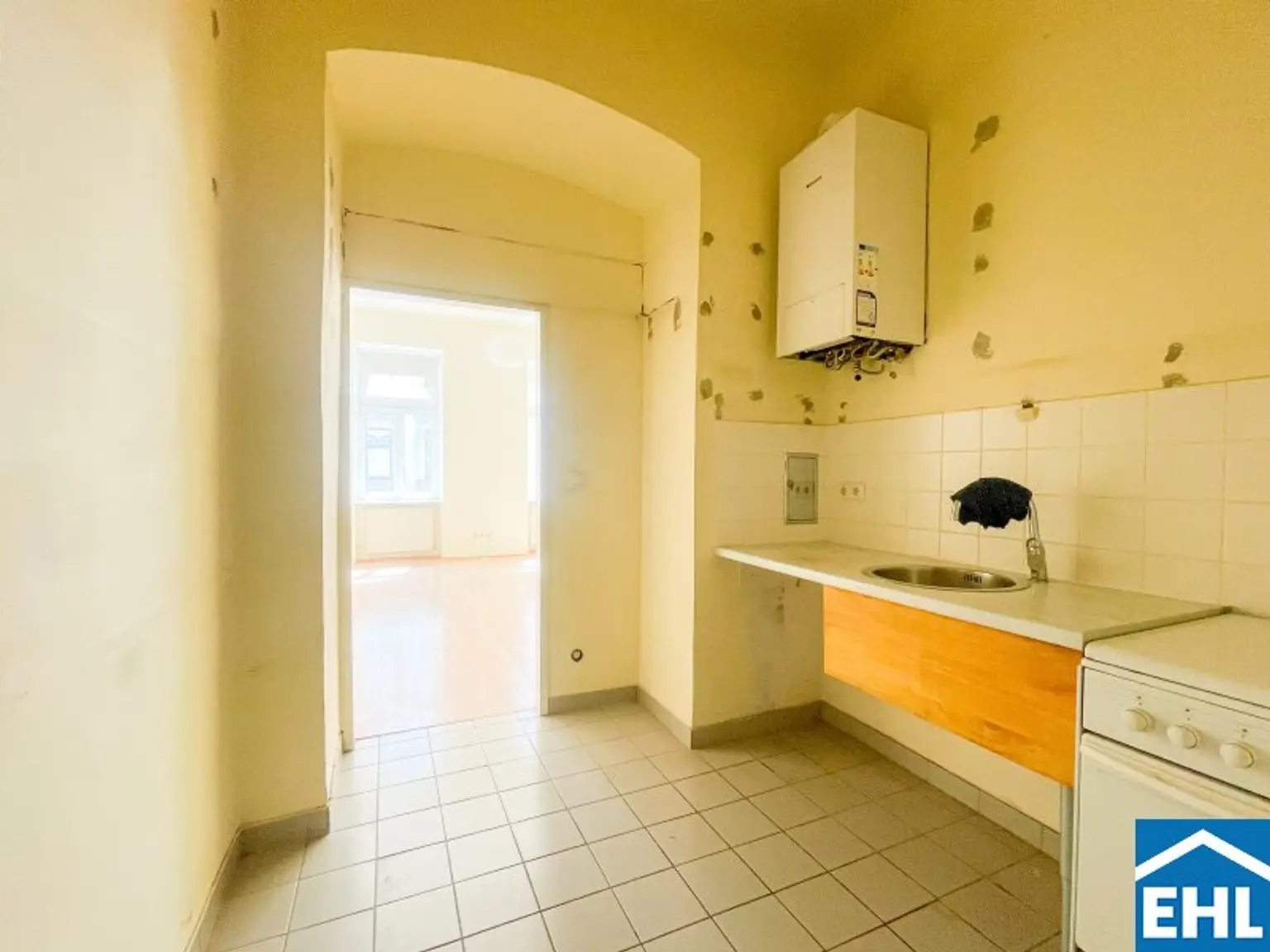 Sanierungsbedürftige 1 Zimmerwohnung Nähe Wallensteinstraße