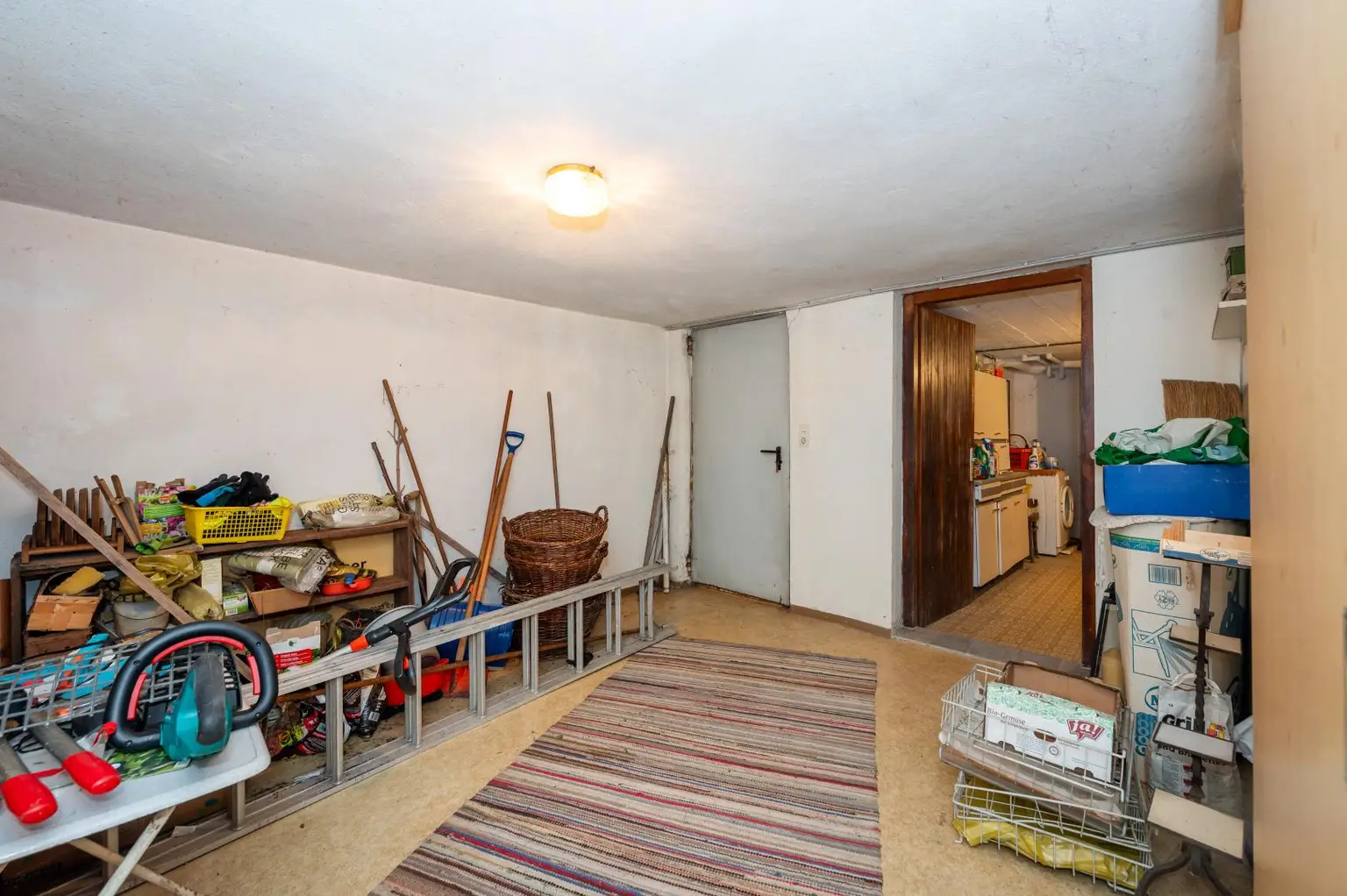 Rarität - Wohnhaus mit großem Garten in begehrter Hanglage am Ruckerlberg