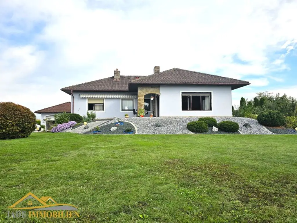 Idyllischer Bungalow
