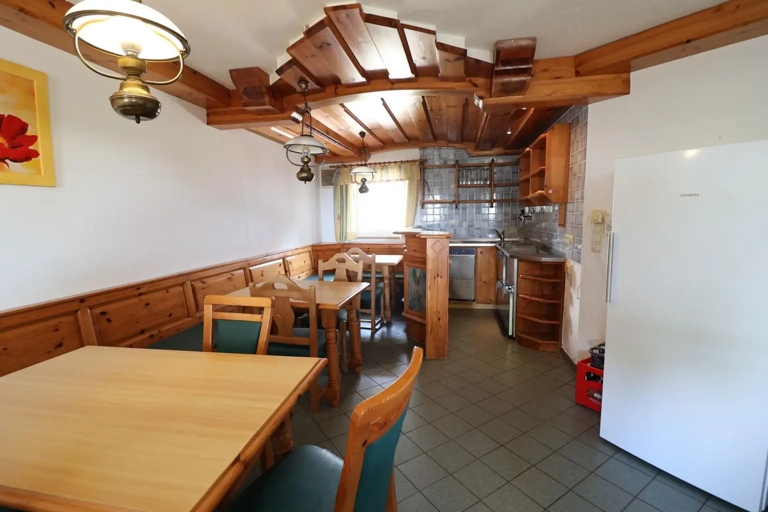 Schank im kleinen Stüberl