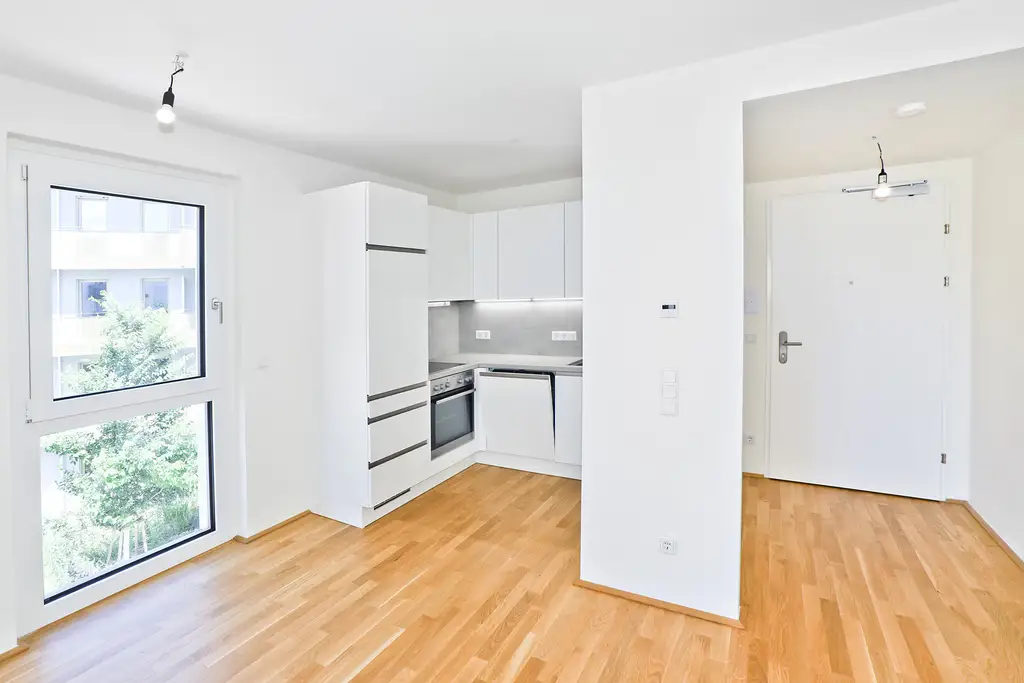 HIRSCHFELD – 2-Zimmer-Wohnung mit sonnigem Balkon