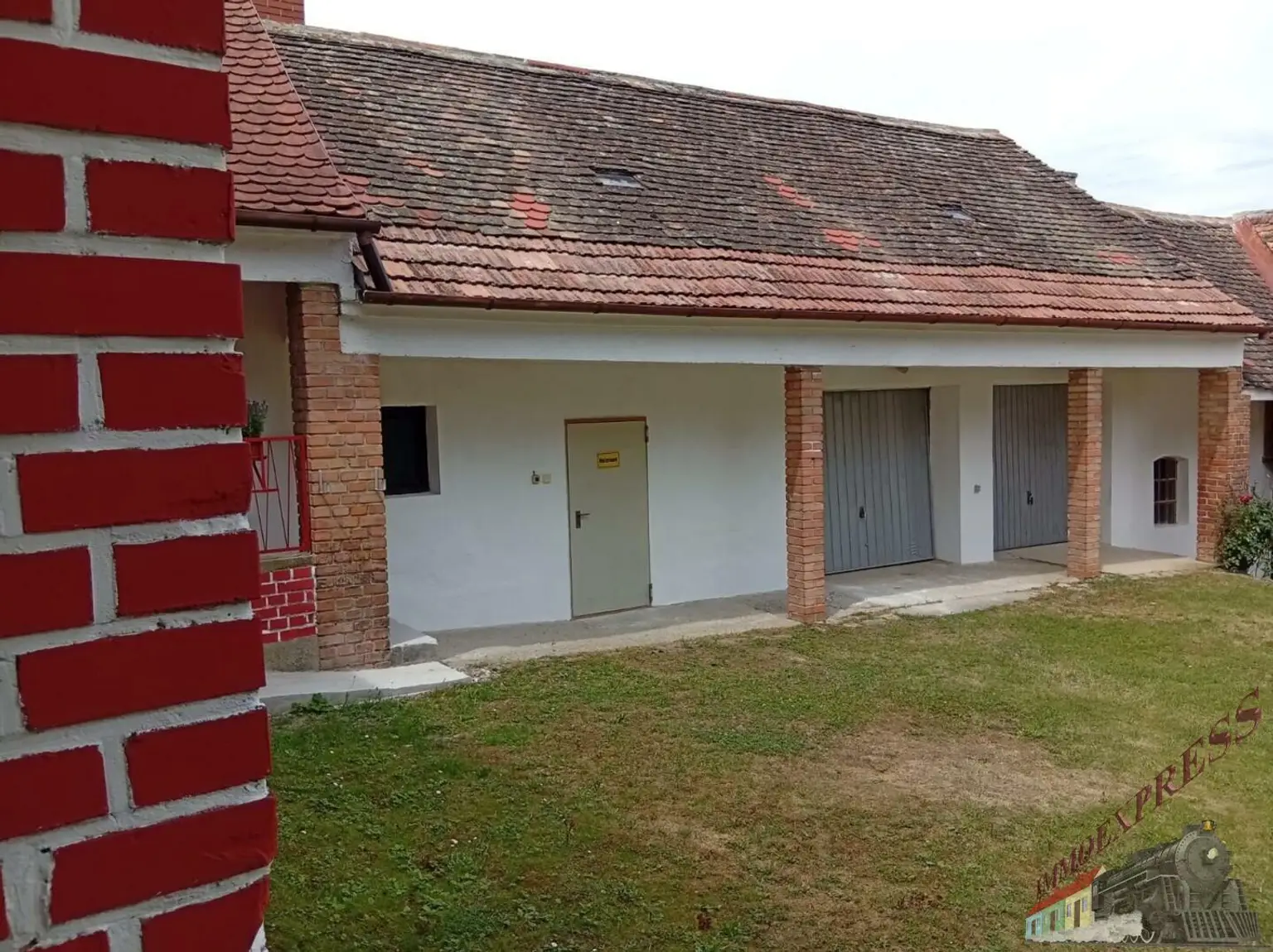 Großzügiges Haus mit 1.793 m² Grund, Innenhof & Nebengebäude