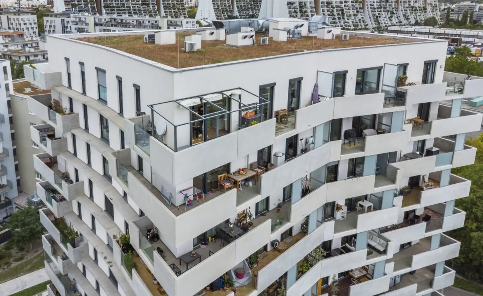 K | ++ DREI ZIMMER im DG ++ Stilvolles Wohnen mit FERNBLICK | Prima Service Immobilien