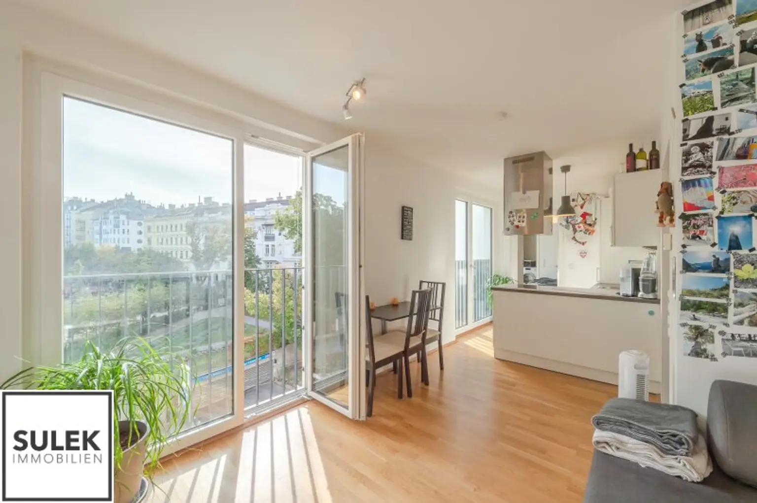 Neubau: gut geschnittene 2-Zimmer Wohnung vis á vis dem Währinger Schubertpark