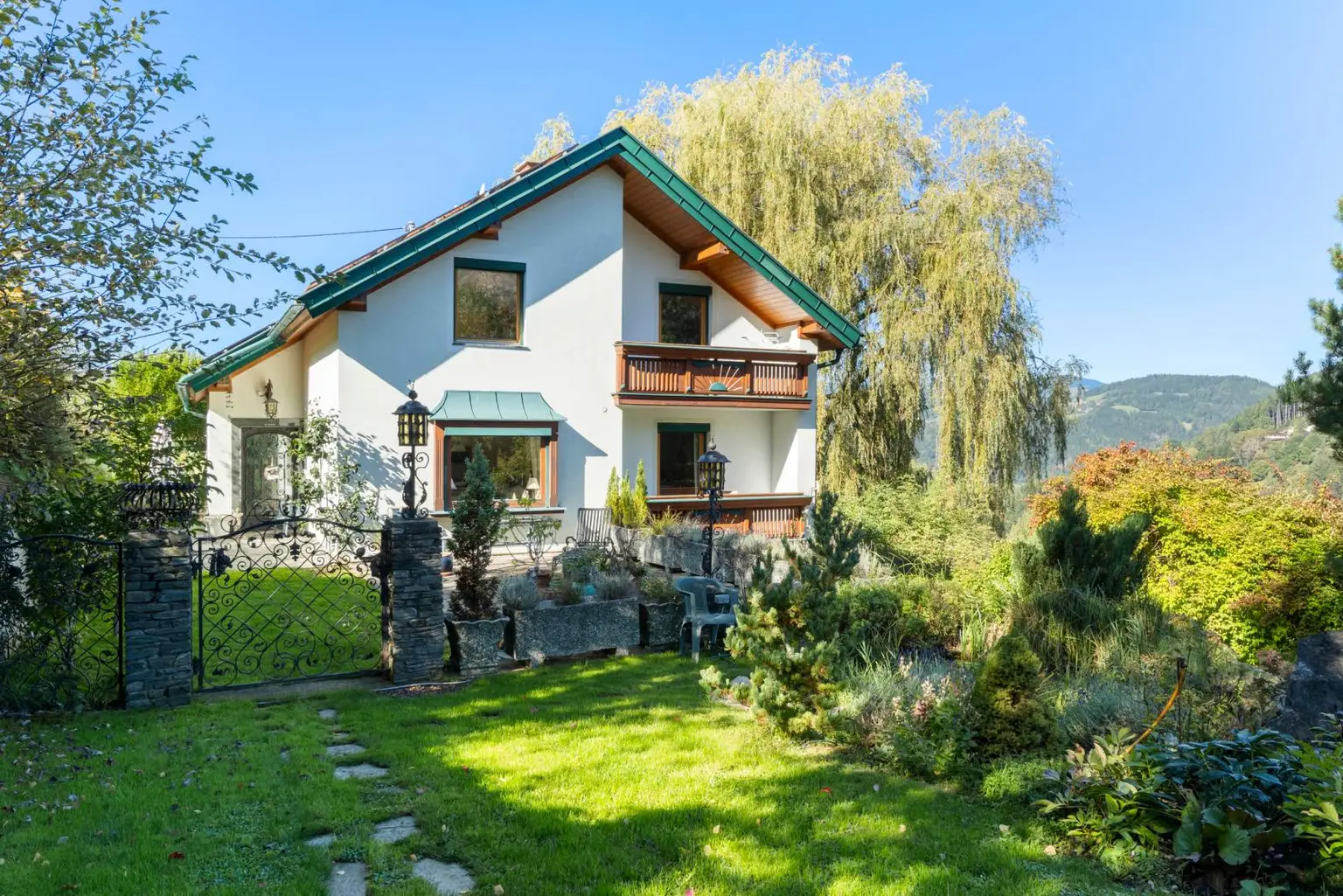 Gemütliches Einfamilienhaus in herrlicher, ruhiger Aussichtslage