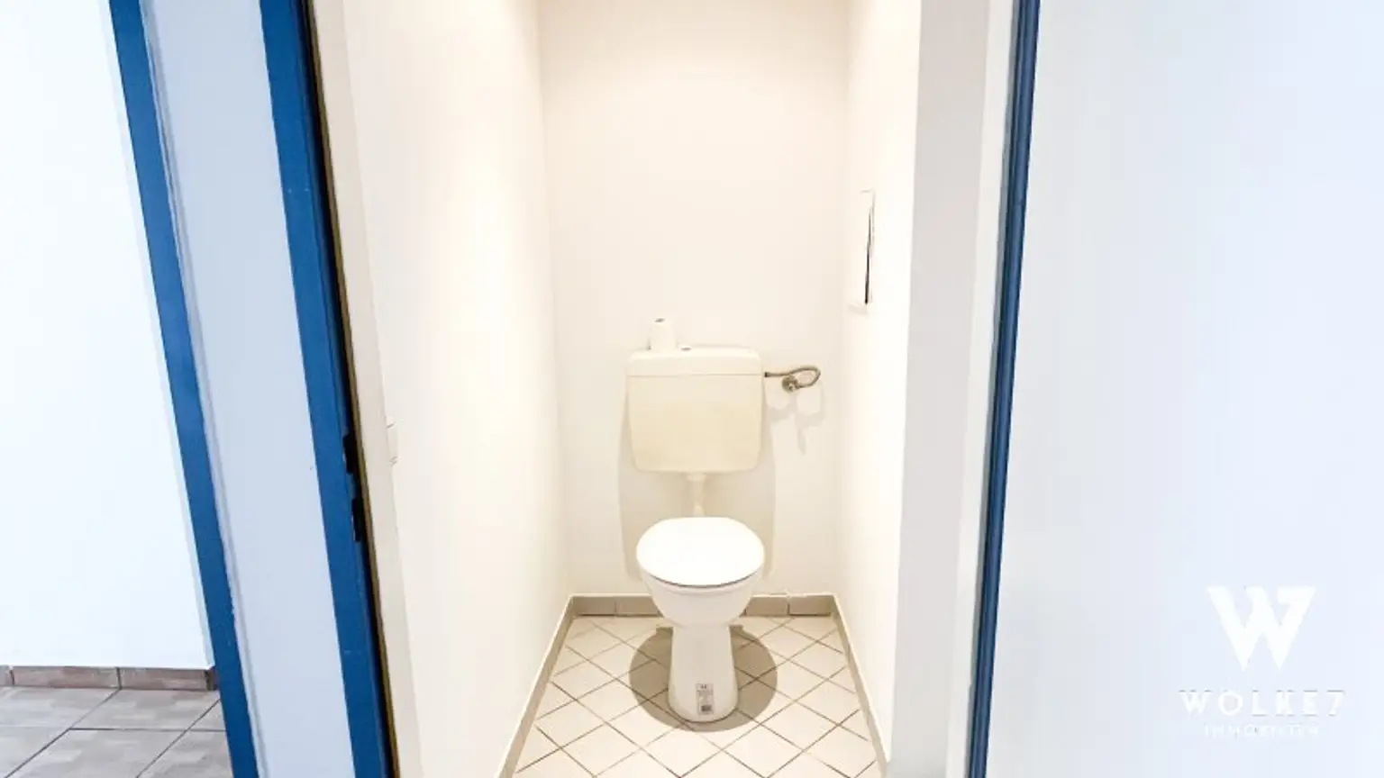 Helle und ruhige 4-Zimmer-Maisonette mit Loggia in Neubau I Nähe Donau