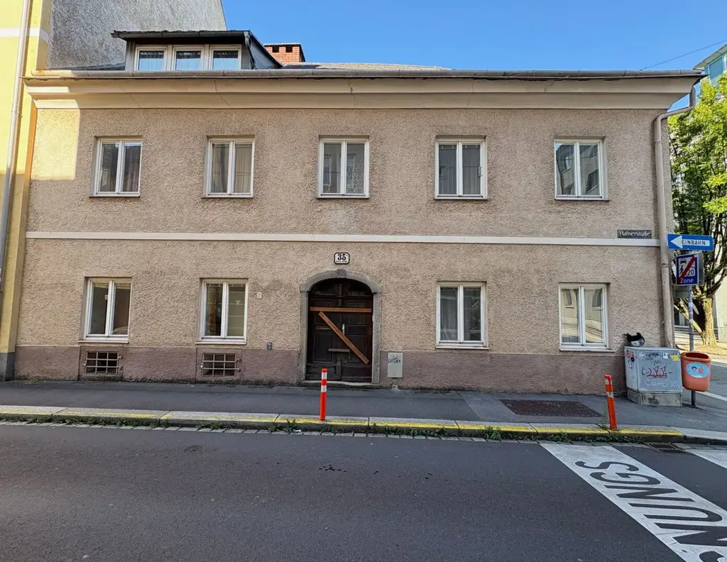 Bauträger - Wohnhaus mit 11 Wohnungen - baugenehmigt !