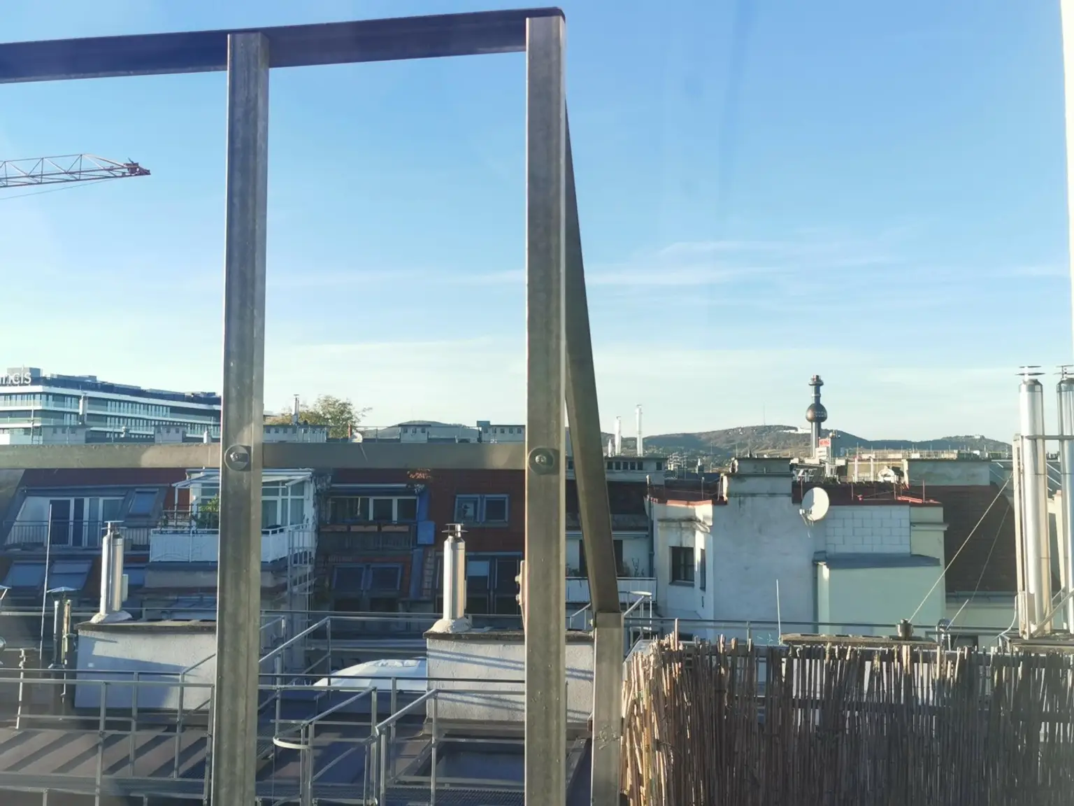 2 Zi.-DG-Maisonette in Top-Lage an Single oder Pärchen zu vergeben.