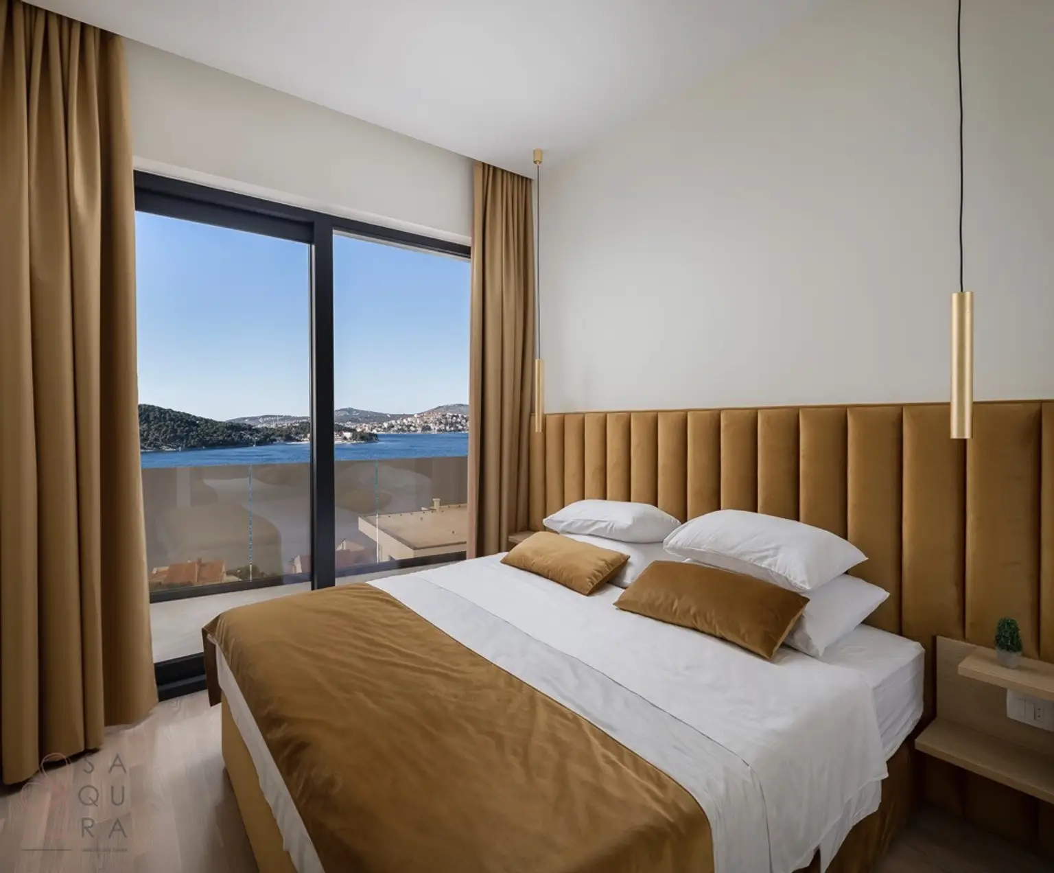Moderne Villa mit Meerblick in Rogoznica – Eleganz und Erholung nur 80 m vom Meer