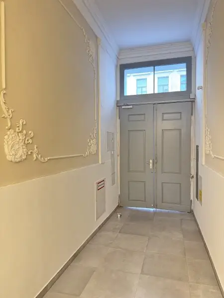 Exklusive 2-Zimmer-Terrassenwohnung im generalsanierten Altbau – Erstbezug mit hochwertiger Ausstattung in 1050 Wien