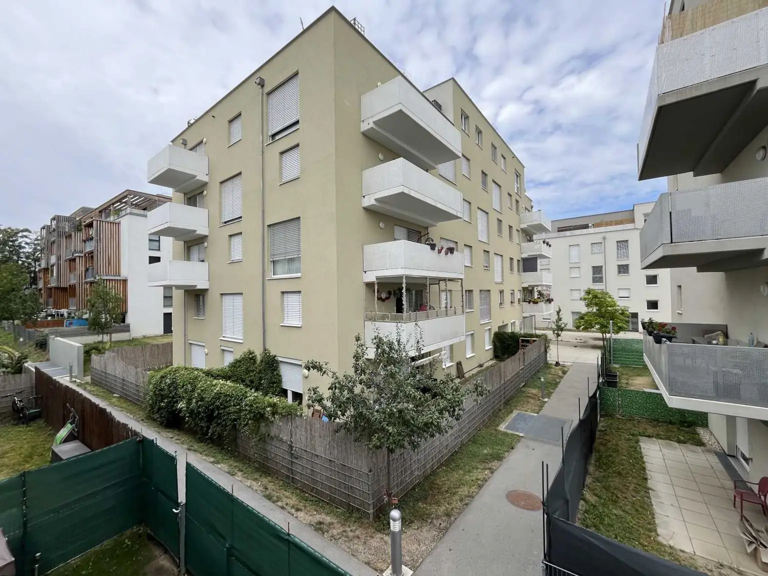 Q11 Leben in Simmering -
herrliche 2-Zimmer-Balkonwohnung mit Deckenkühlung!