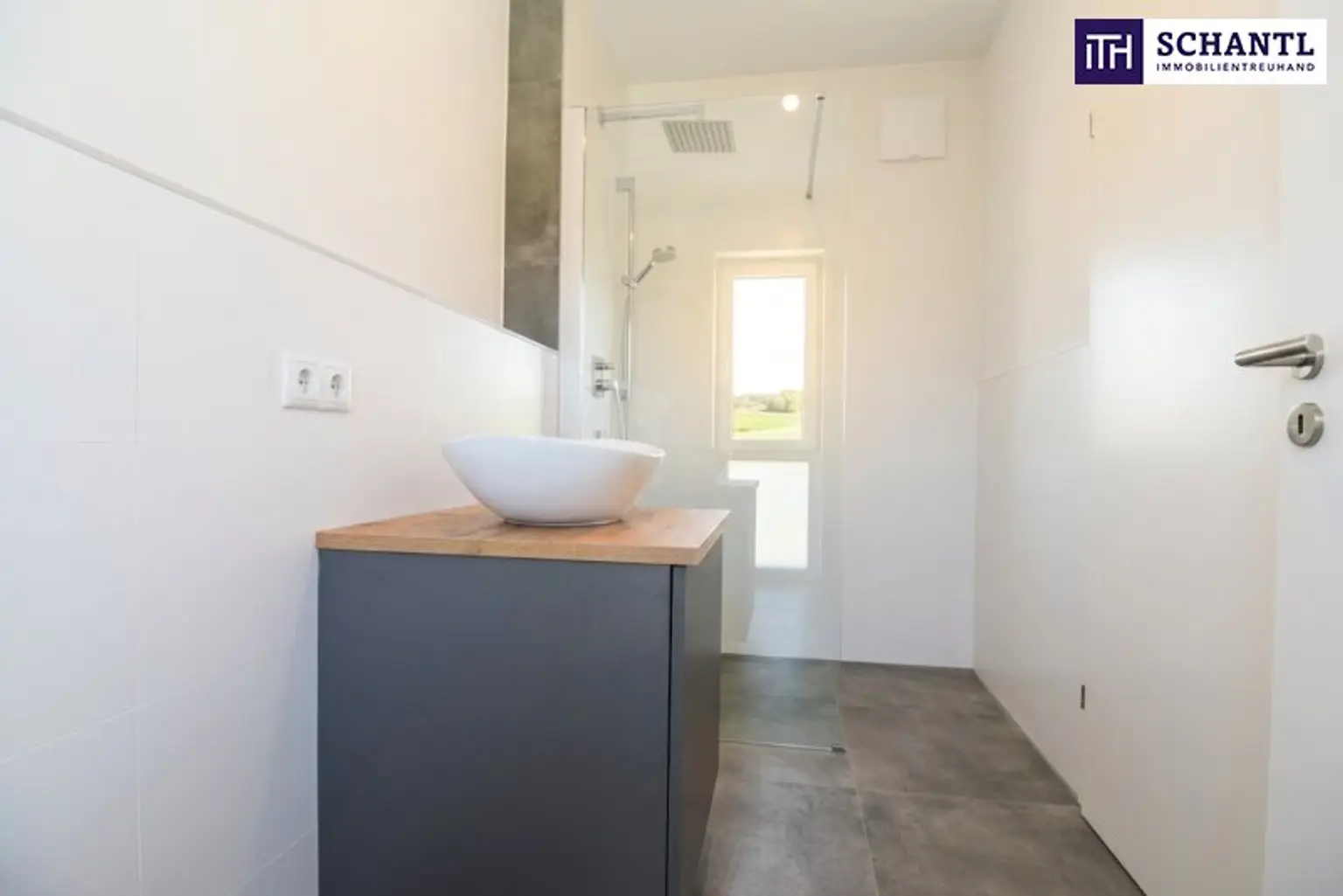 Badezimmer EG