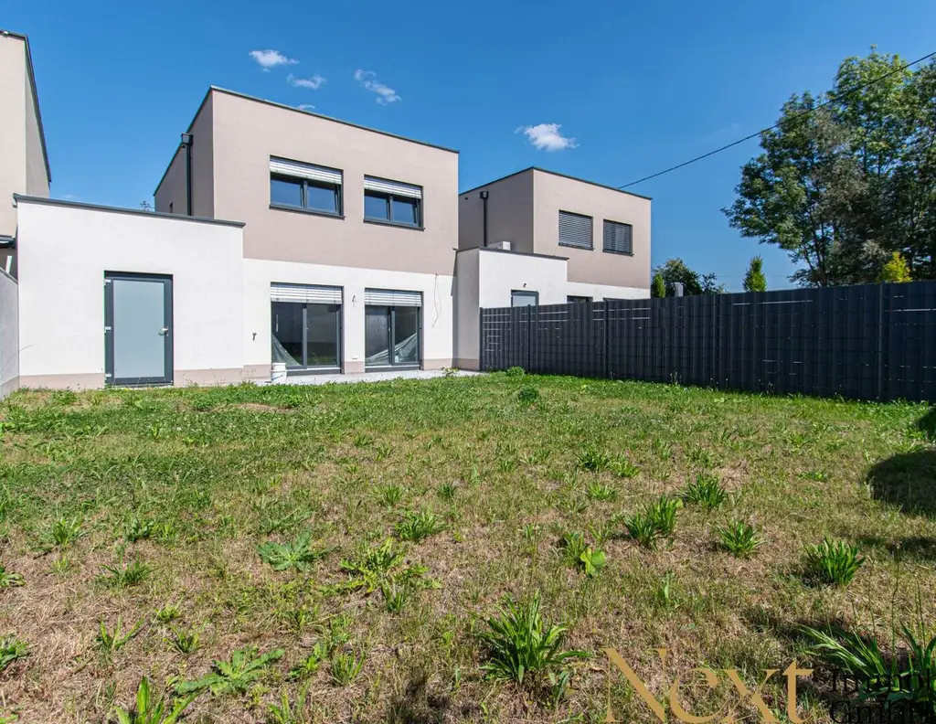 Anleger aufgepasst! Provisionsfreies Niedrigenergie Reihenhaus in Traun zu verkaufen! (H4)