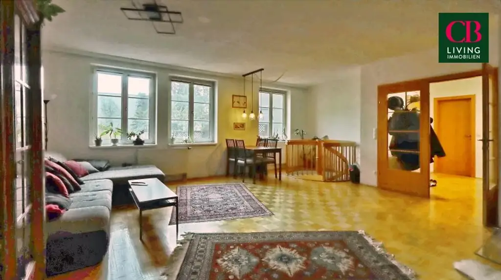 Großzügige 3- Zimmerwohnung in zentraler Grünruhelage!