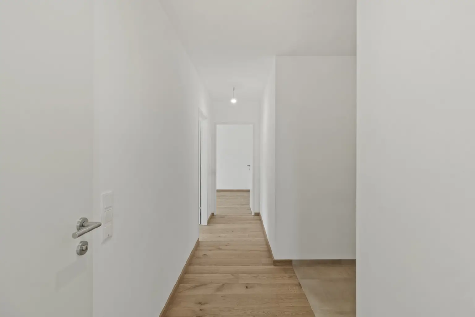 F | ++ HIGHLIGHT ++ 3 Zimmer-Wohnung mit BALKON & LICHT | Prima Service Immobilien