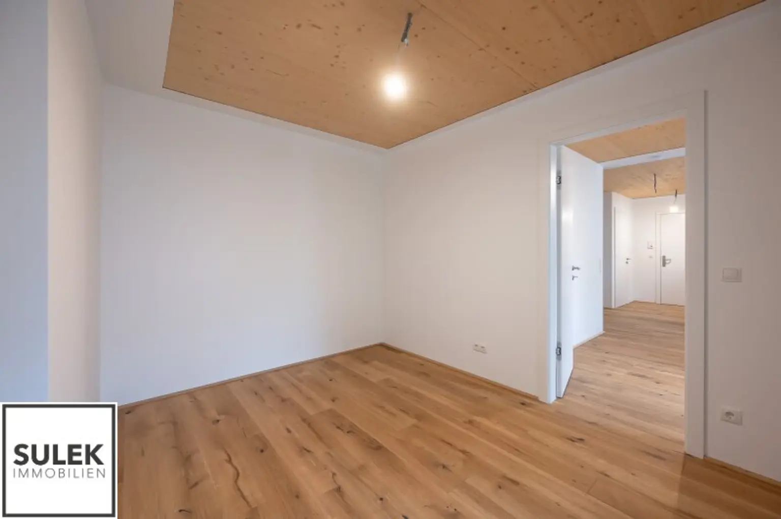Dachgeschoßwohnung im Herzen des 2. Bezirks – 83 m² Wohnkomfort