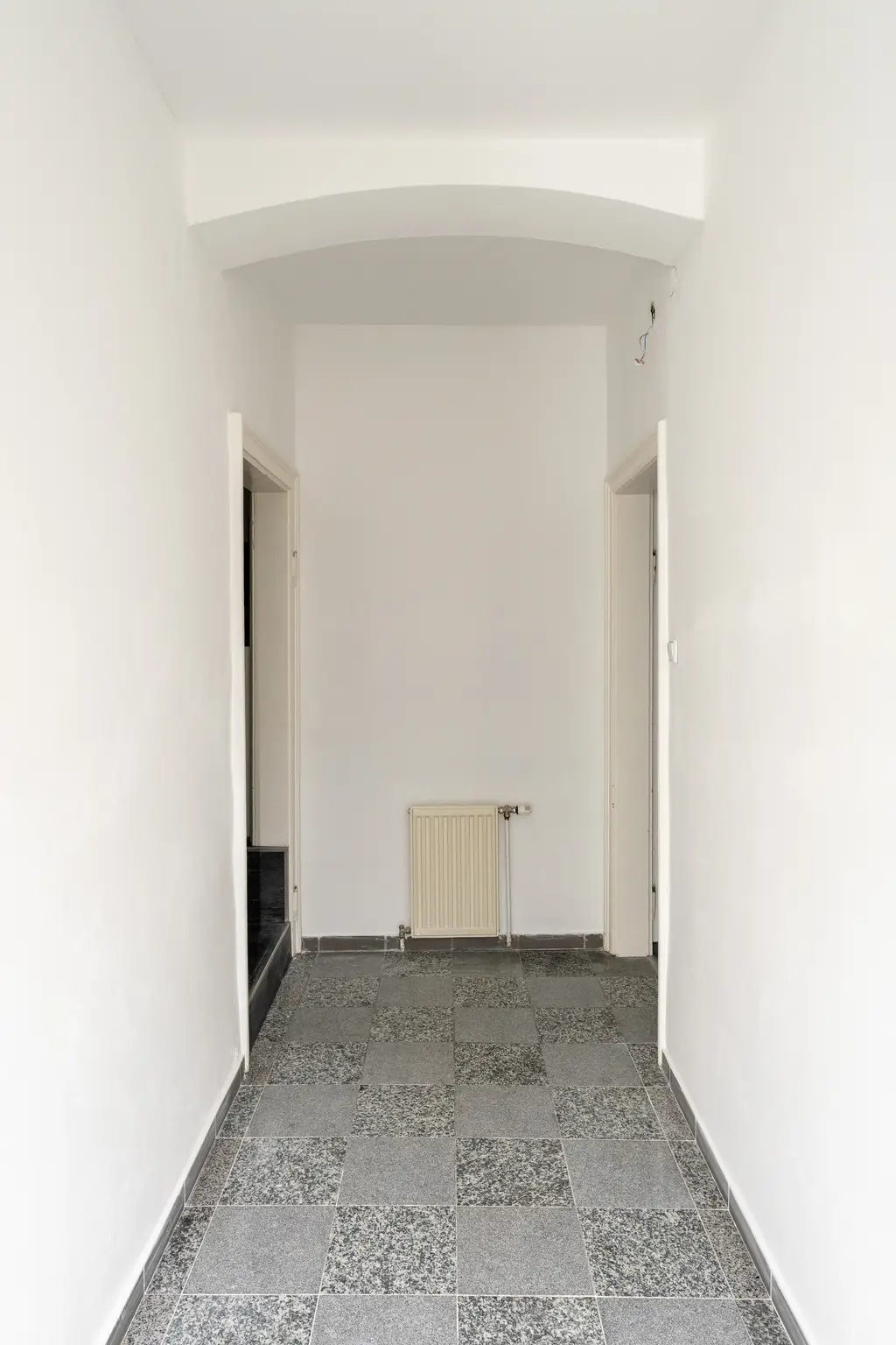 Charmante 2-Zimmer-Wohnung mit Terrasse im Innenhof