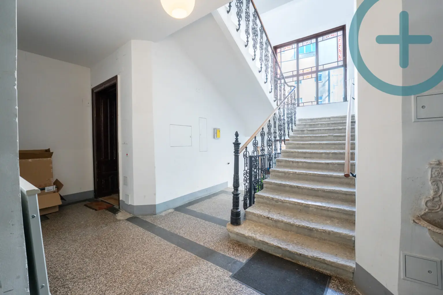 3 Zimmer - Altbauwohnung in der Liechtensteinstraße