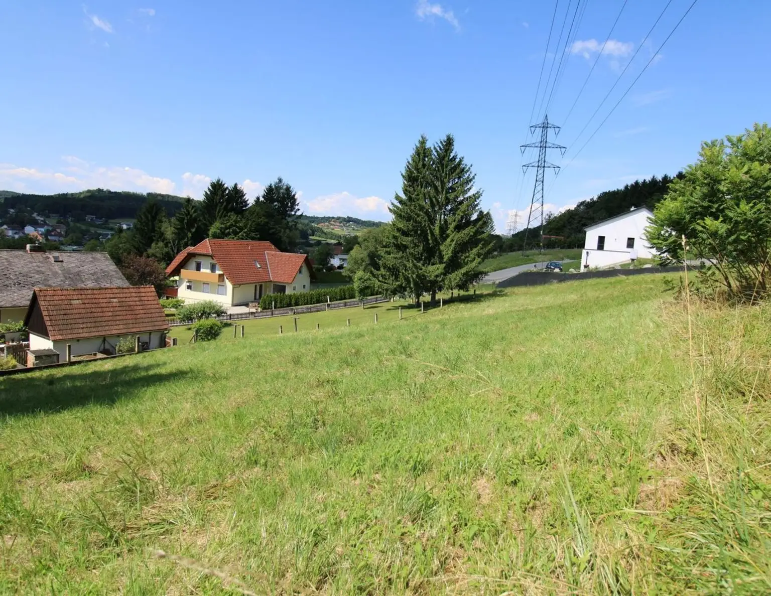 Rarität, schönes Baugrundstück in zentraler Lage mit Ausblick, leichte Hanglage, Baudichte 0,2-0,6