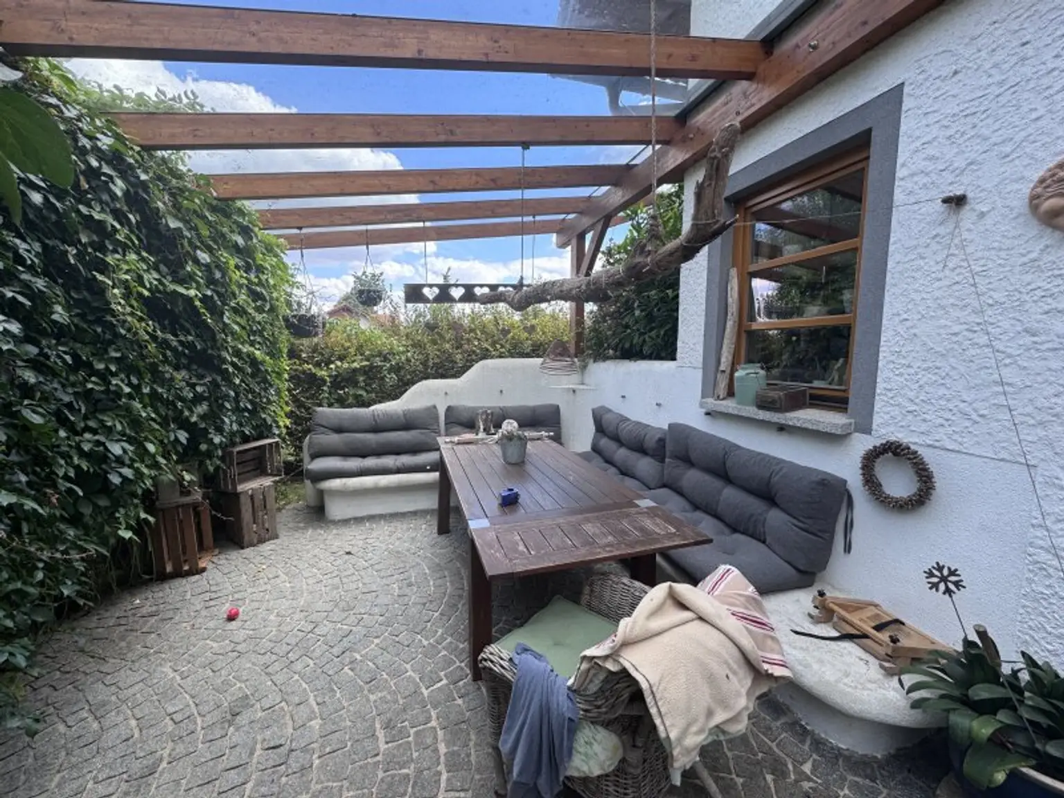 MODERNES EINFAMILIENHAUS IN DER NÄHE VOM BAHNHOF GERASDORF BEI WIEN