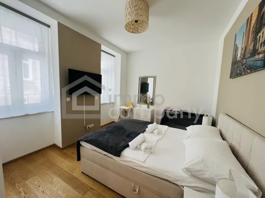 Perfekte Wohnung mit eigenem Garten und Terrasse! 15. Bezirk. U3 und U6!
