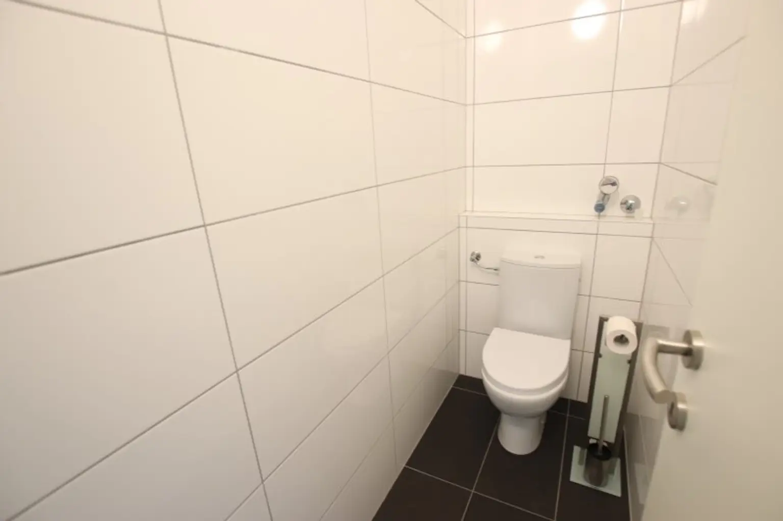 Schöne sanierte 2 Zimmer Wohnung mit Loggia in Waidmannsdorf - Lodengasse