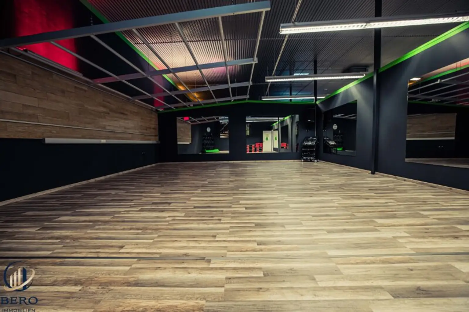 Top Fitnesscenter in Wilhelmsburg unbefristet zu Pachten!
