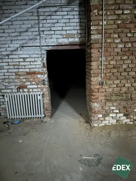 Großes Lager im 15. Wiener Gemeindebezirk