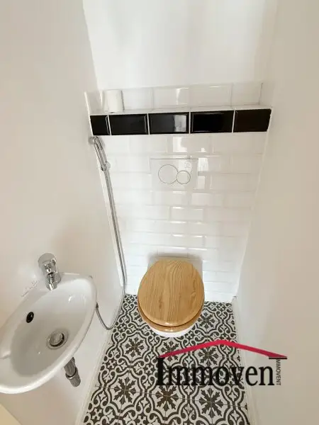 BOTSCHAFTSVIERTEL - Residieren Sie in einer stilvollen 4-Zimmerwohnung!