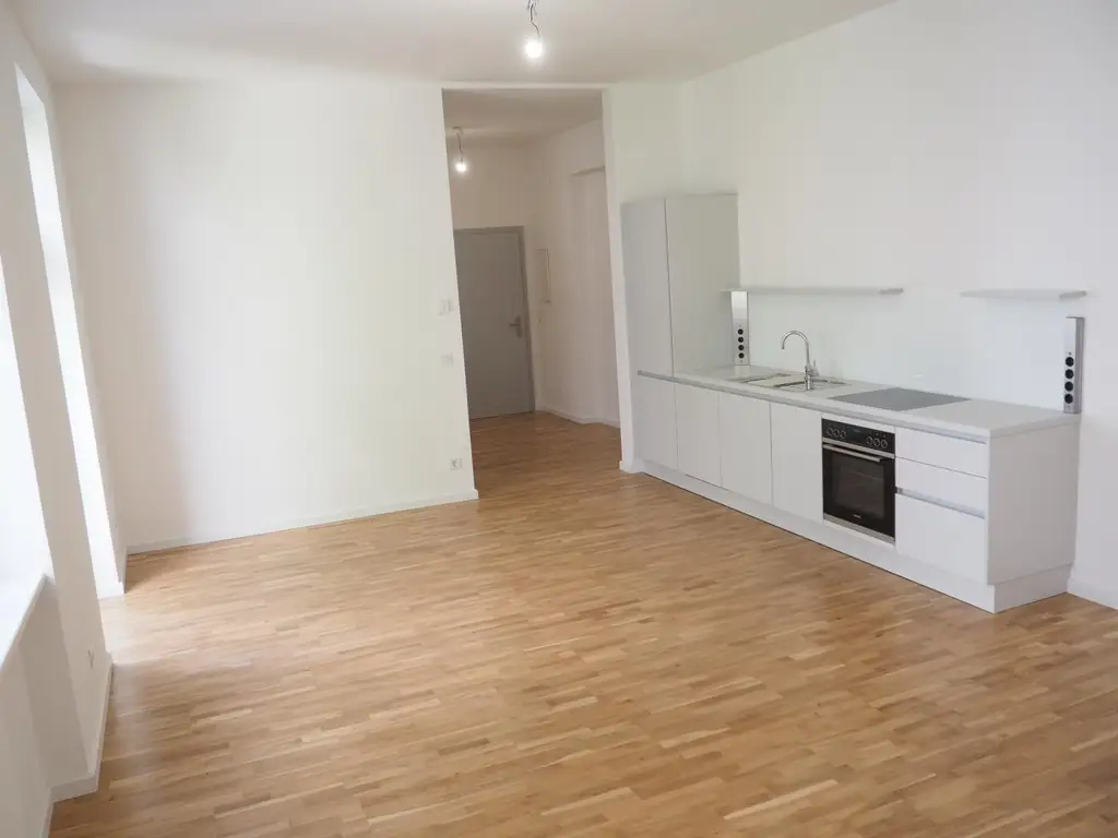 Open house - 5-Zimmer-Maisonette - Wunderschön sanierter Altbau!