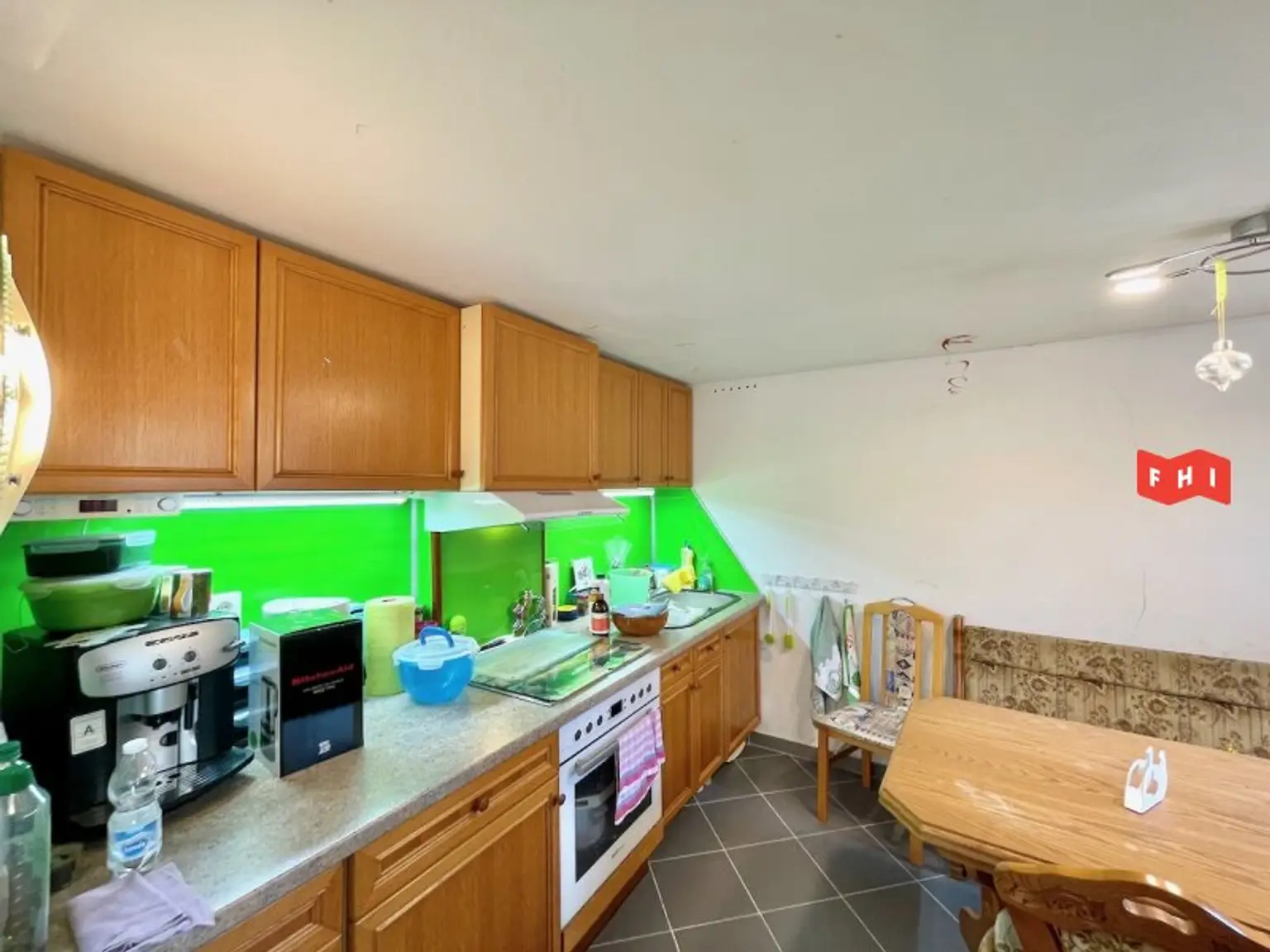 Erweiterbares 4 Zimmer Einfamilienhaus mit Garage, Pool & Gartenhaus