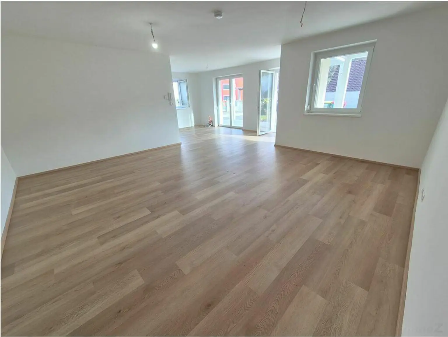 **Erstbezug**Raum für Alltag und Augenblicke** Ein Zuhause zum Ankommen und Bleiben **
