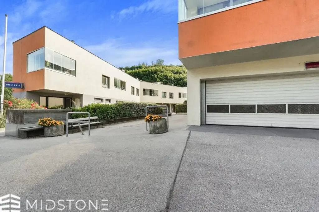 *Sonnige Gartenwohnung in ruhiger Lage* Komfortables Wohnen mit Terrasse und Garage