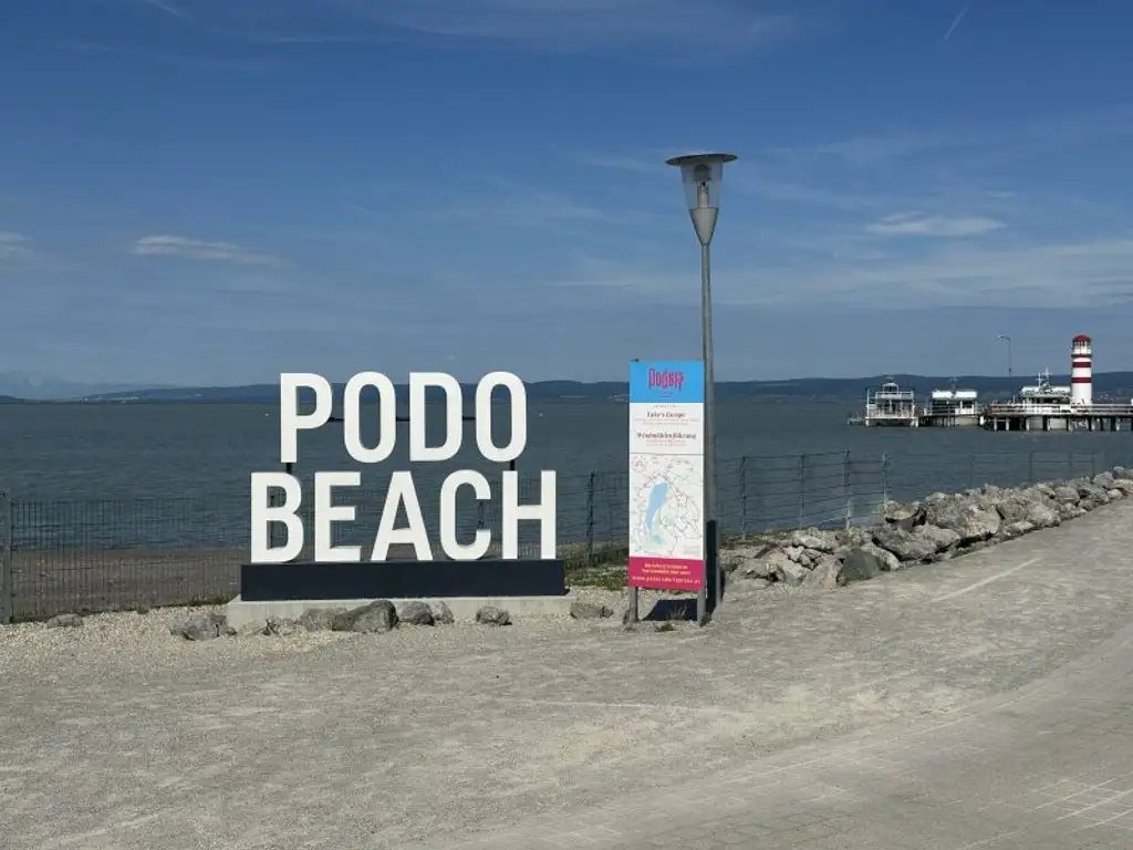 Träume werden wahr- Ihr Haus am Neusiedlersee, 1.Reihe- Seeblick- Bergblick- Aussicht PUR