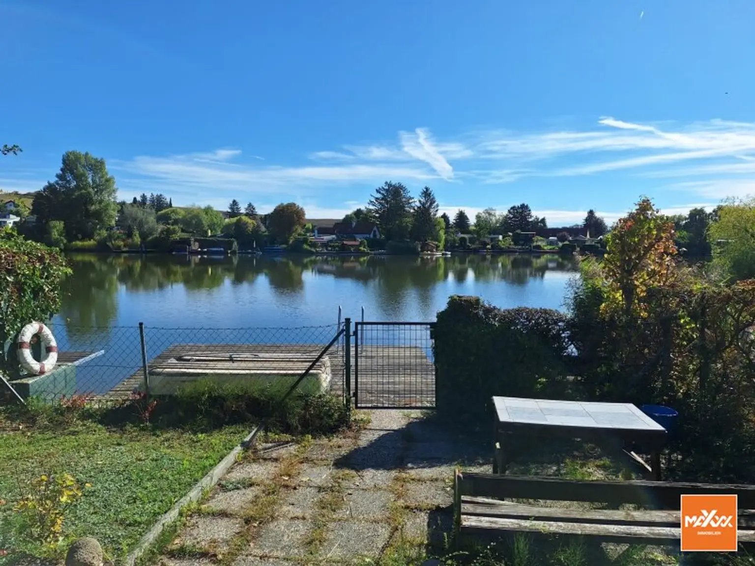 Ihr Rückzugsort am Wasser – Seehaus mit direktem Seezugang