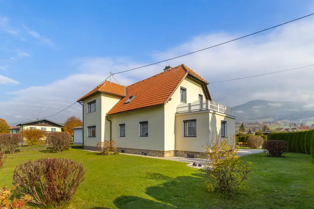 Großzügiges, gemütliches Einfamilienhaus mit Gartenparadies und Weitblick in Wolfsberg