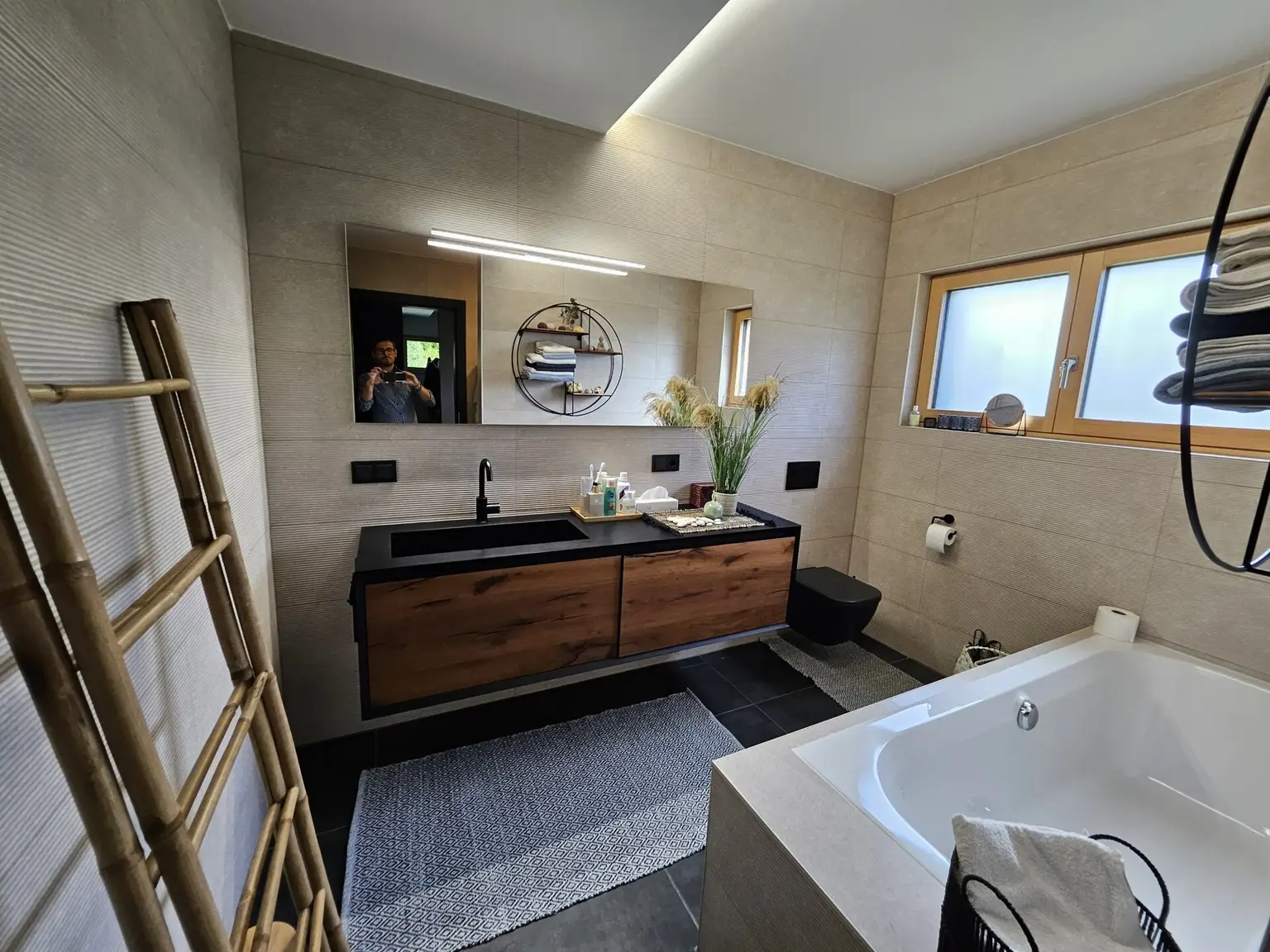 20250527_165522_resized