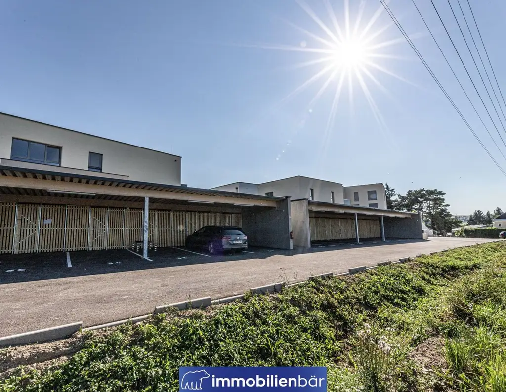 Moderne vermietete Traumwohnung in Top-Lage mit Balkon und Carport