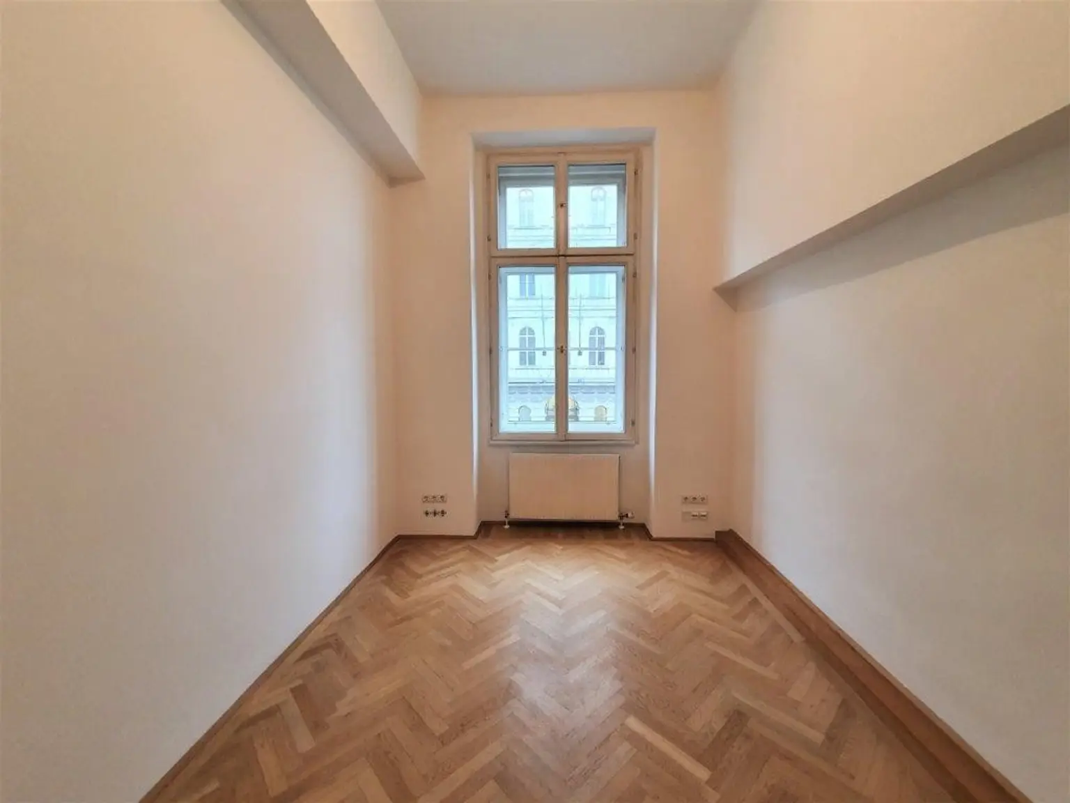 Altbaubüro in Traumlage am Getreidemarkt/ Nähe Museumsquartier und U2