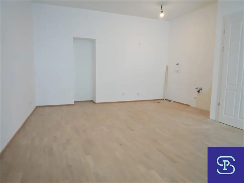 Provisionsfrei: Unbefristeter 98m² Altbau mit 11m² Süd-Loggia und Einbauküche - 1070 Wien!