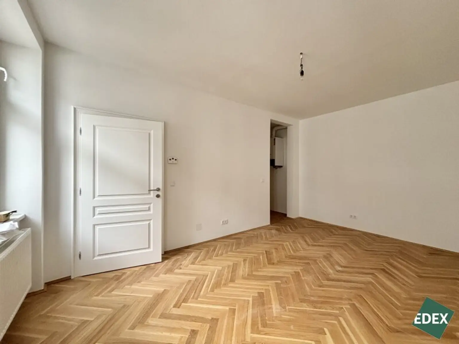 Erstbezug nach Generalsanierung – Charmante 2-Zimmer-Altbauwohnung in ruhiger Innenhoflage