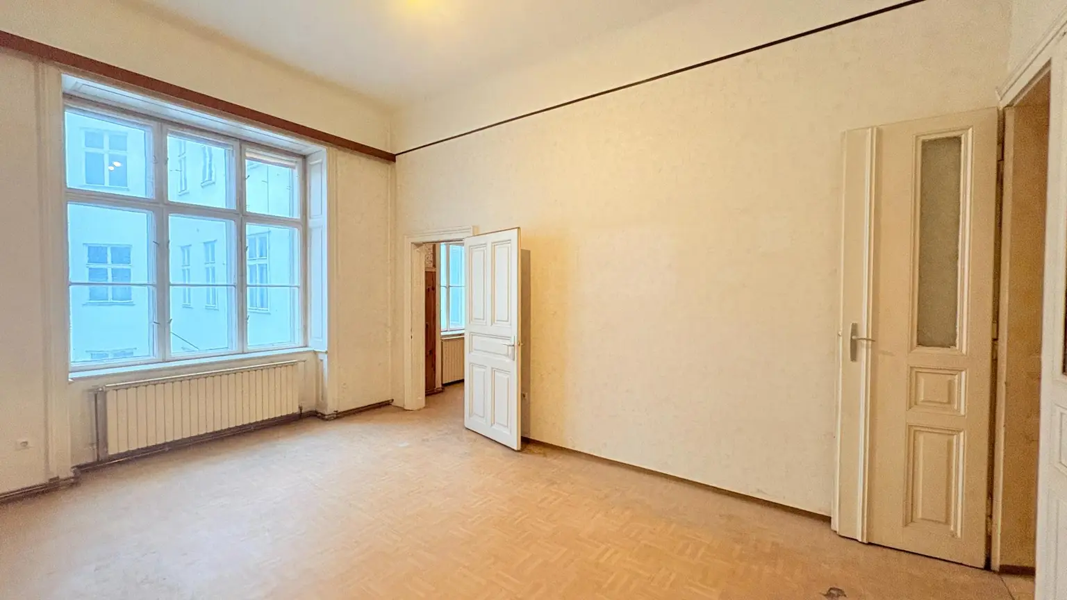 Top Preis Leistungsverhältnis nah dem Servitenviertel/Clusiusgasse, sanierungsbedürftig, ca. 68,47 m²